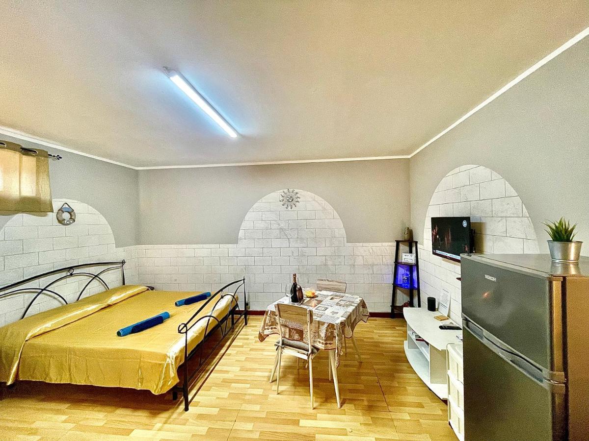 Апартаменти Monolocale Deluxe A 2,7 Km Dal Mare Per 2 Persone Siderno Екстер'єр фото
